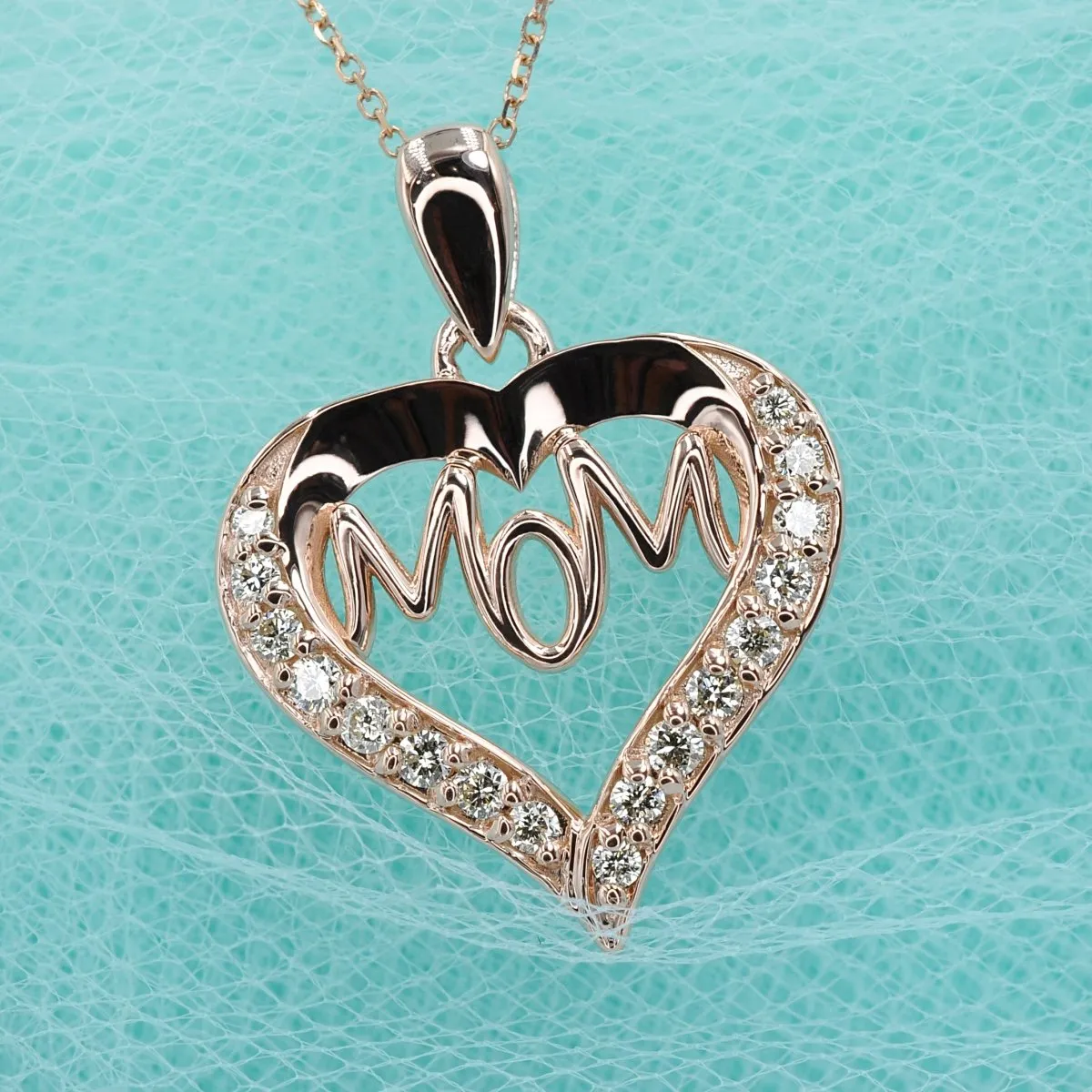 0.50 CT Round Cut Diamonds - Heart Pendant