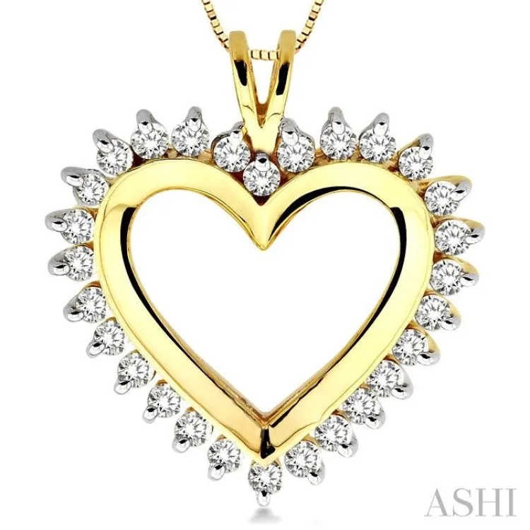 1 Ctw Round Cut Diamond Heart Pendant in 14K Yellow Gold with Chain