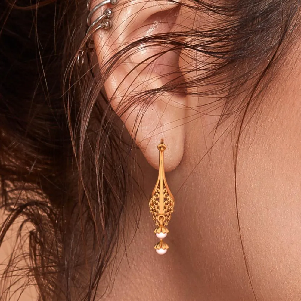 18k Unique Gold Earrings With Intricate Craftsmanship