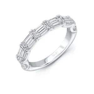 2.84ctw Emerald Diamond Cut Band