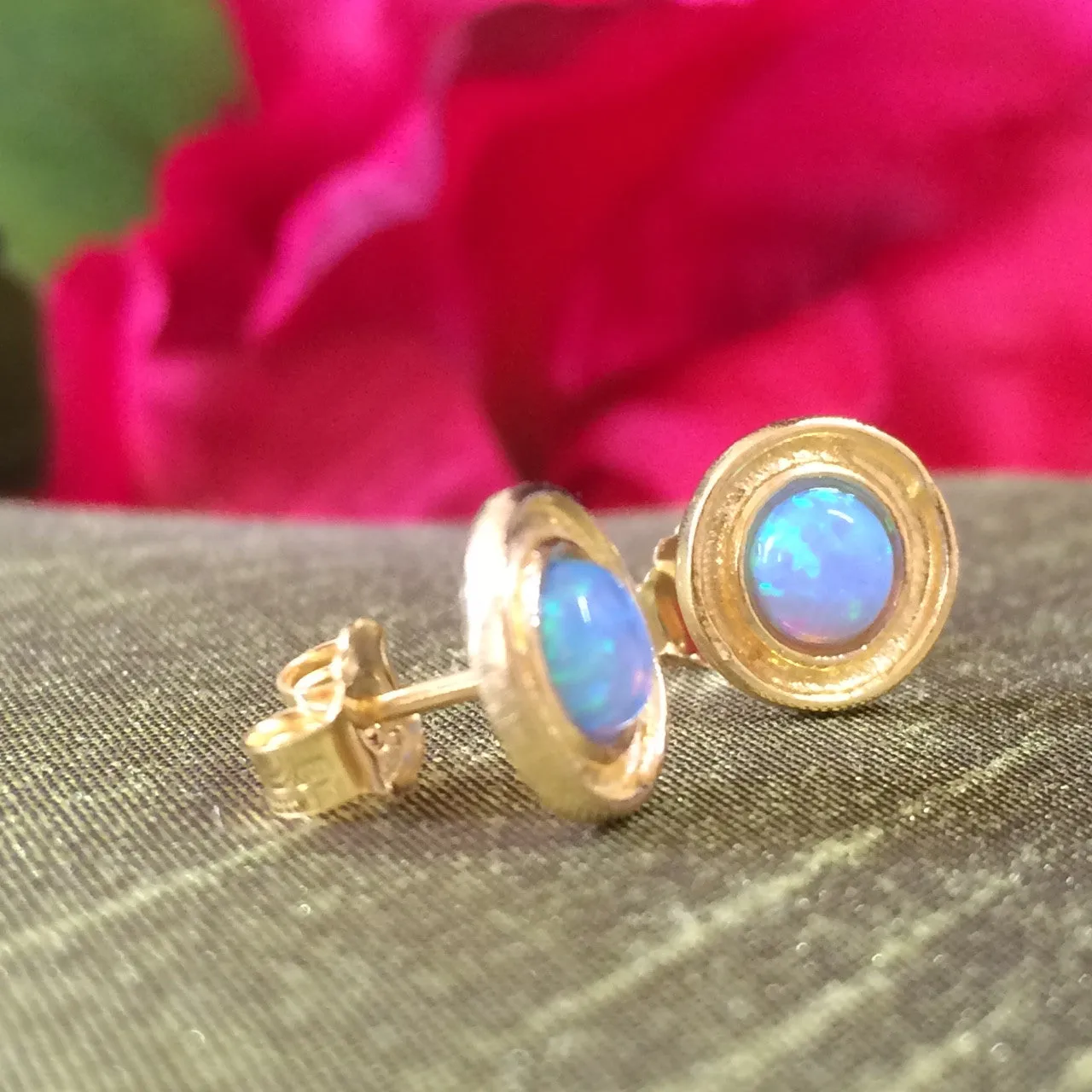 Enchanted Pool Studs - VYE2215