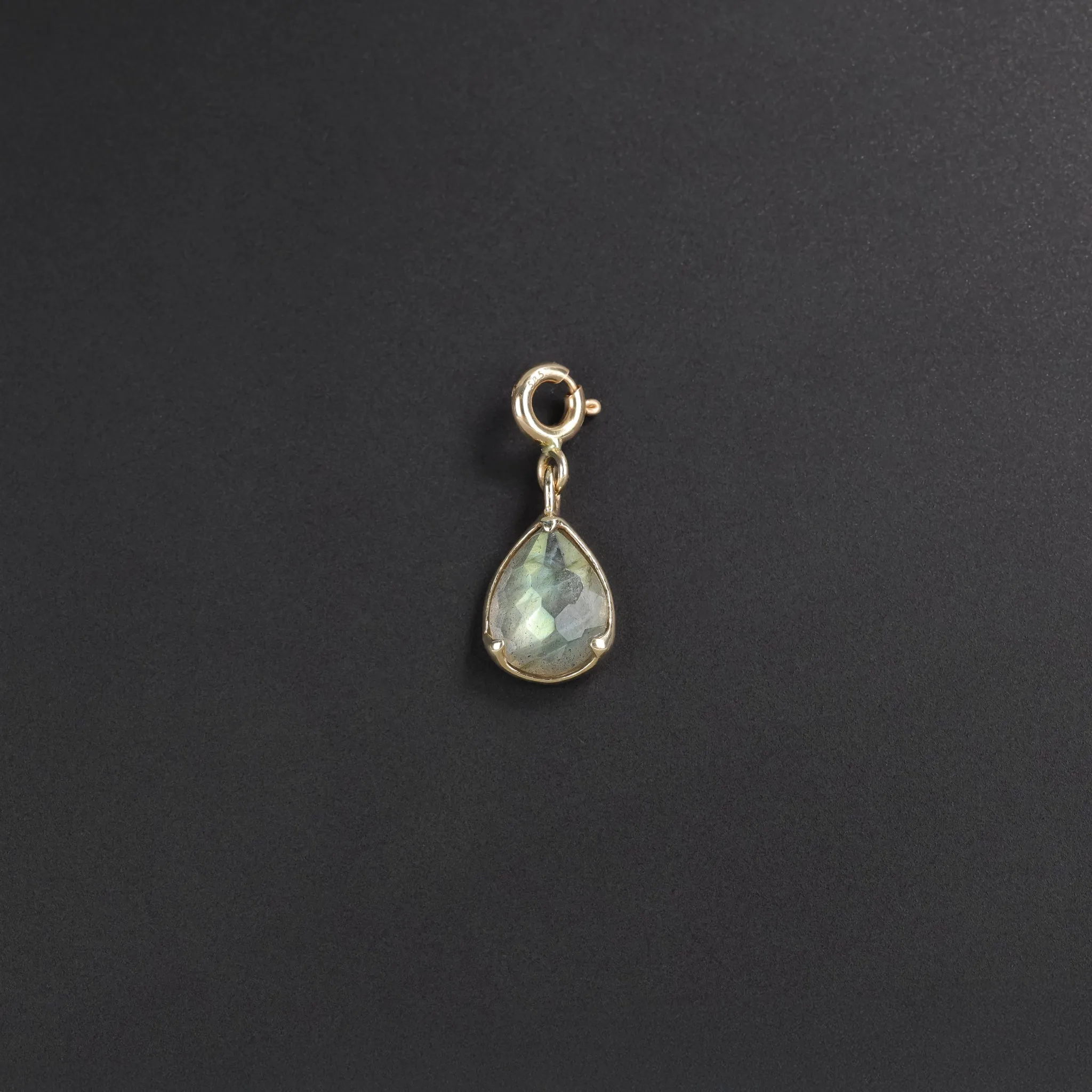 Irregular Pear-Cut Labradorite SR Pendant