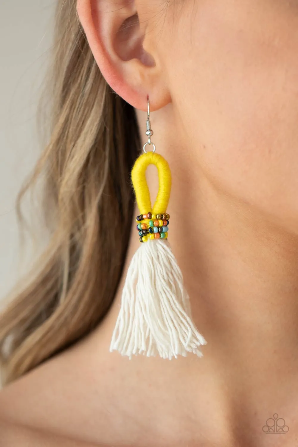 PAPARAZZI The Dustup - Yellow EARRINGS